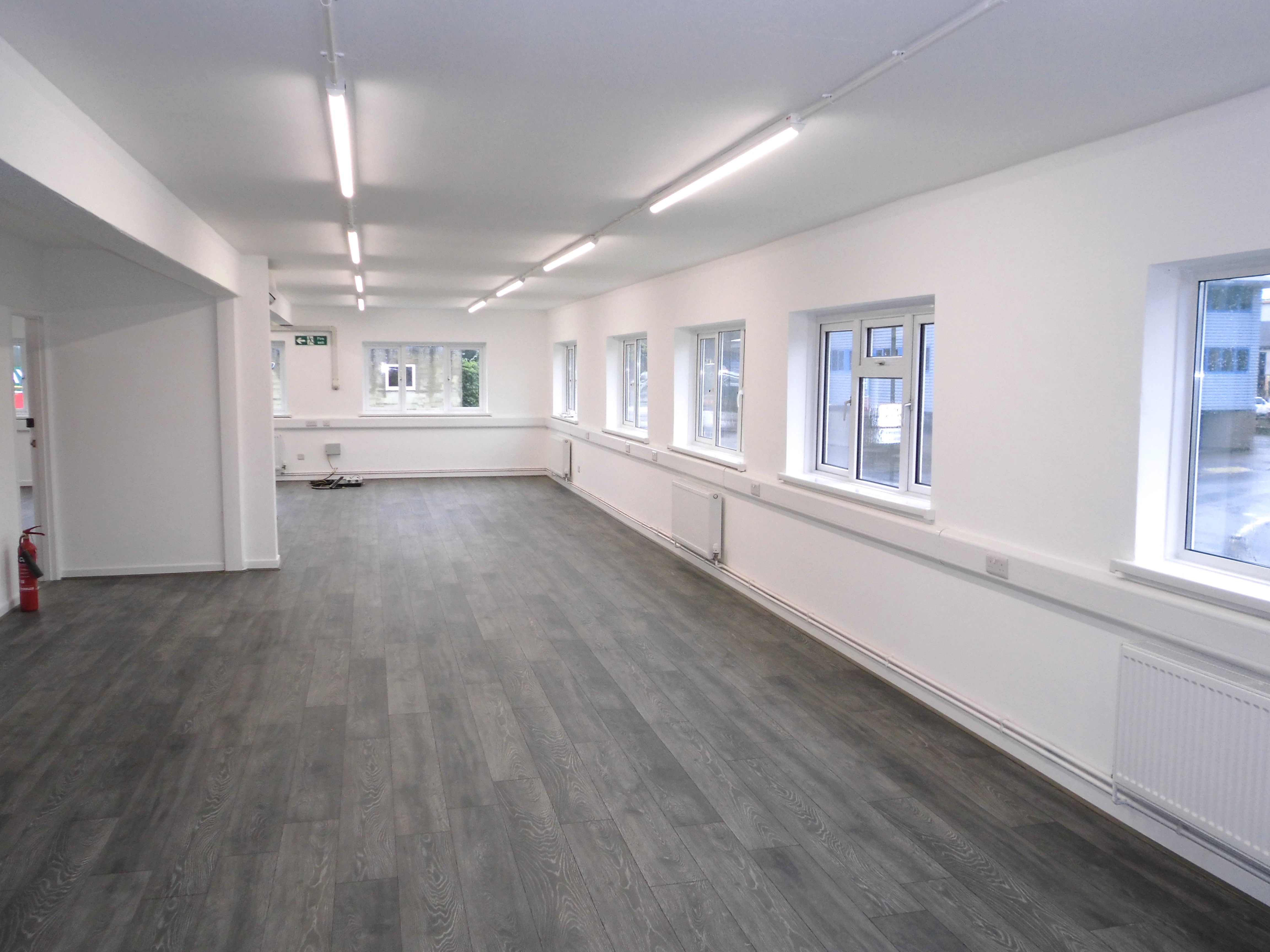 1st Floor Right, Globe House, Cirencester Business Estate, Love Lane, Cirencester, Gloucestershire GL7 1YG - Marriotts Property LLP Estate Agents Faringdon, Oxfordshire