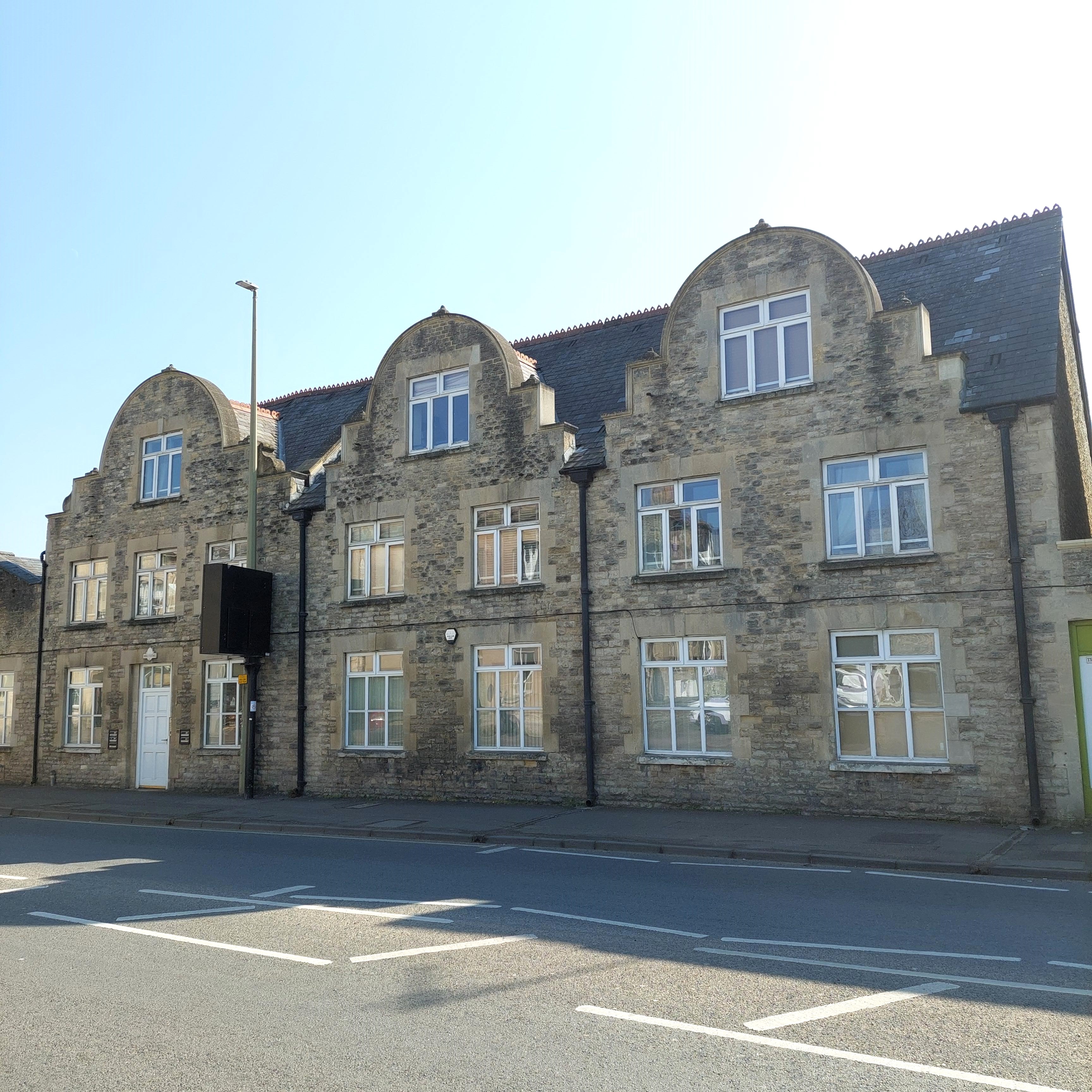 Unit 3, Bridge Street Mills, Witney OX28 1FX - Marriotts Property LLP Estate Agents Faringdon, Oxfordshire